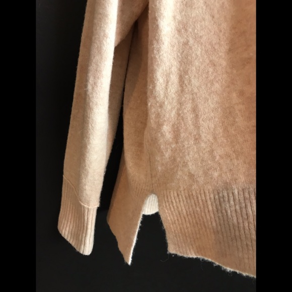 J.CREW V-Neck Sweater in Yarn Tan Beige Brown Super Soft Pullover Cozy Knit Wool - Picture 4 of 11